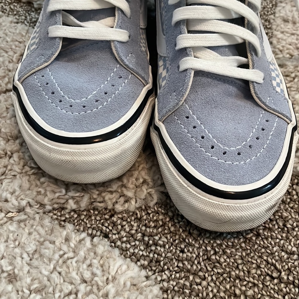 Vans - Picture 4 of 6